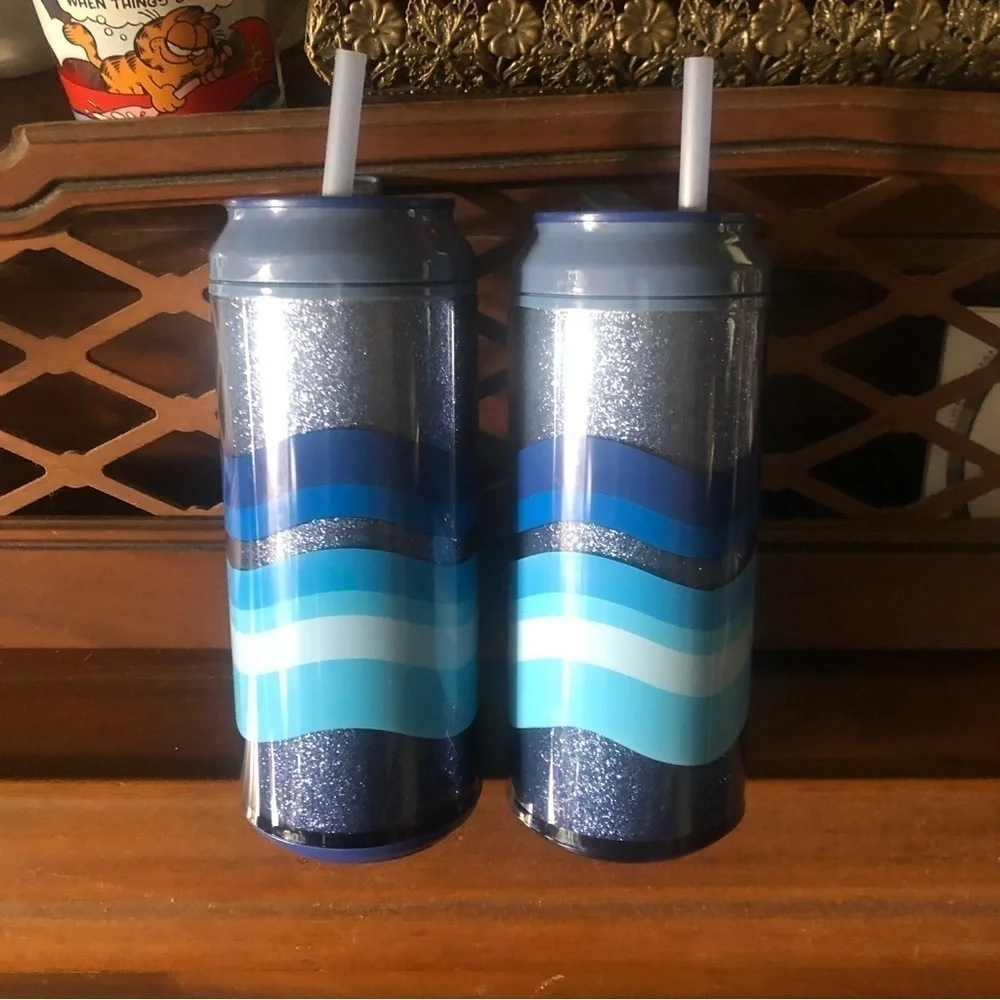 NEW Bleu BPA Free Plastic Tumbler w Striped Straw